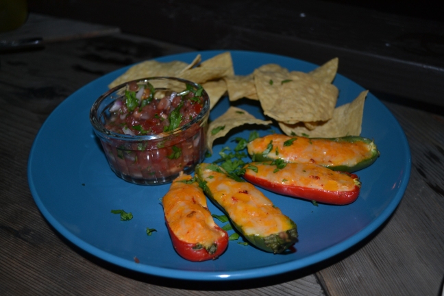 Jalapeno poppers served with salsa and chips